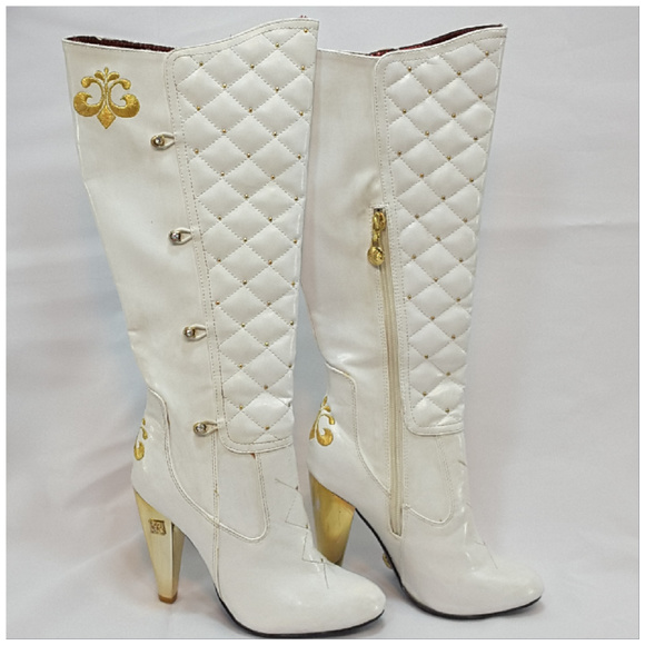 Dereon Shoes - DEREON, Mirrored Heel Boots, size 5.5